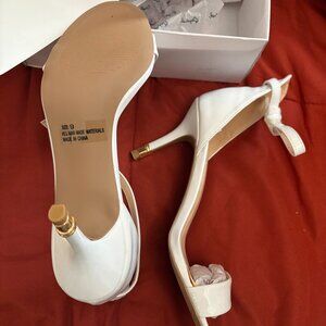 White Shoes - size 9